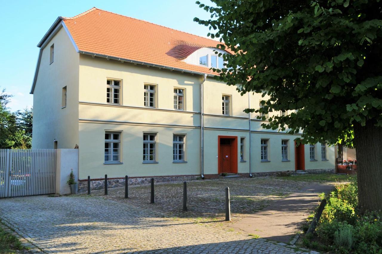 Mirabellenhof - Kleine Ferienwohnung Mit Altstadtblick Biesenthal Екстериор снимка